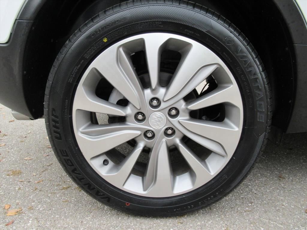 Used 2020 Buick Encore Preferred w/ Safety Package image 7