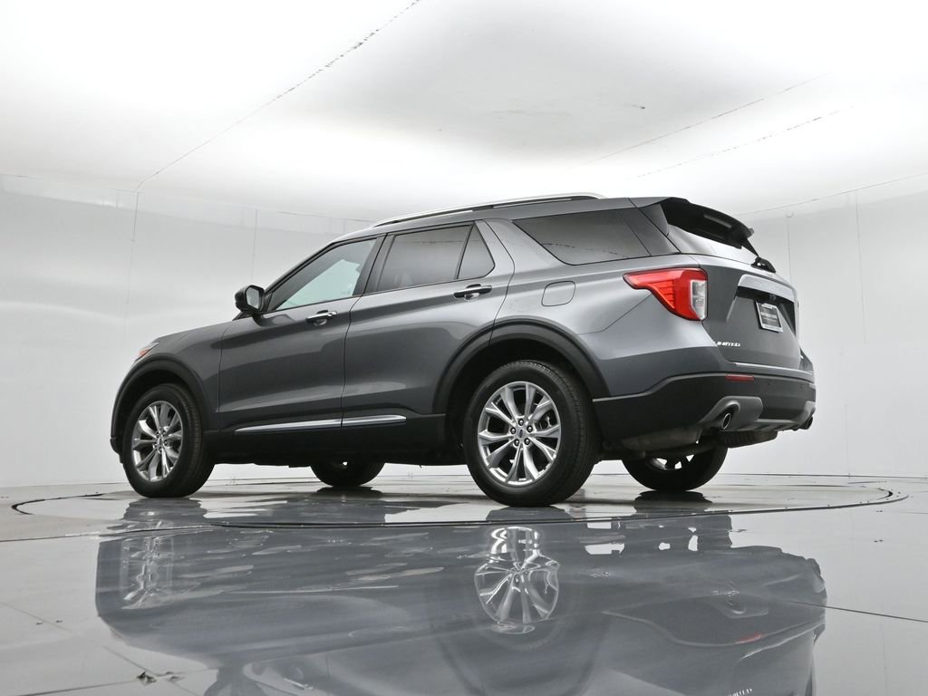 Certified 2023 Ford Explorer Limited image 4