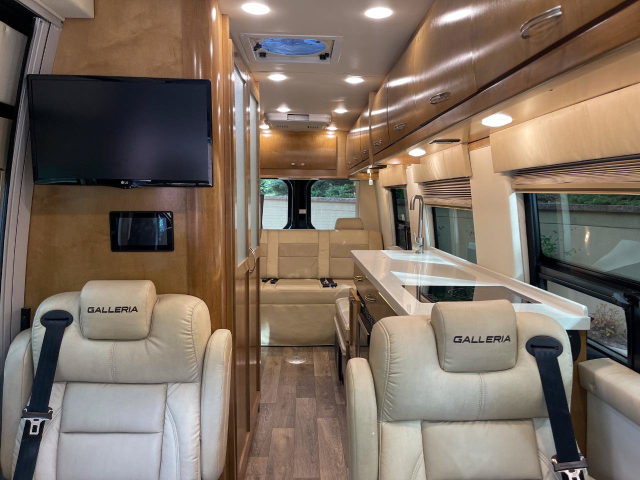 Used 2017 Mercedes-Benz Sprinter 3500 image 24