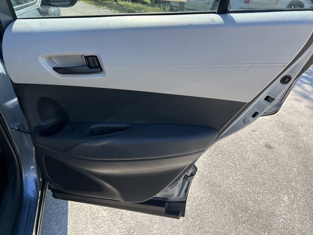 Used 2023 Toyota Corolla Cross LE FWD image 36