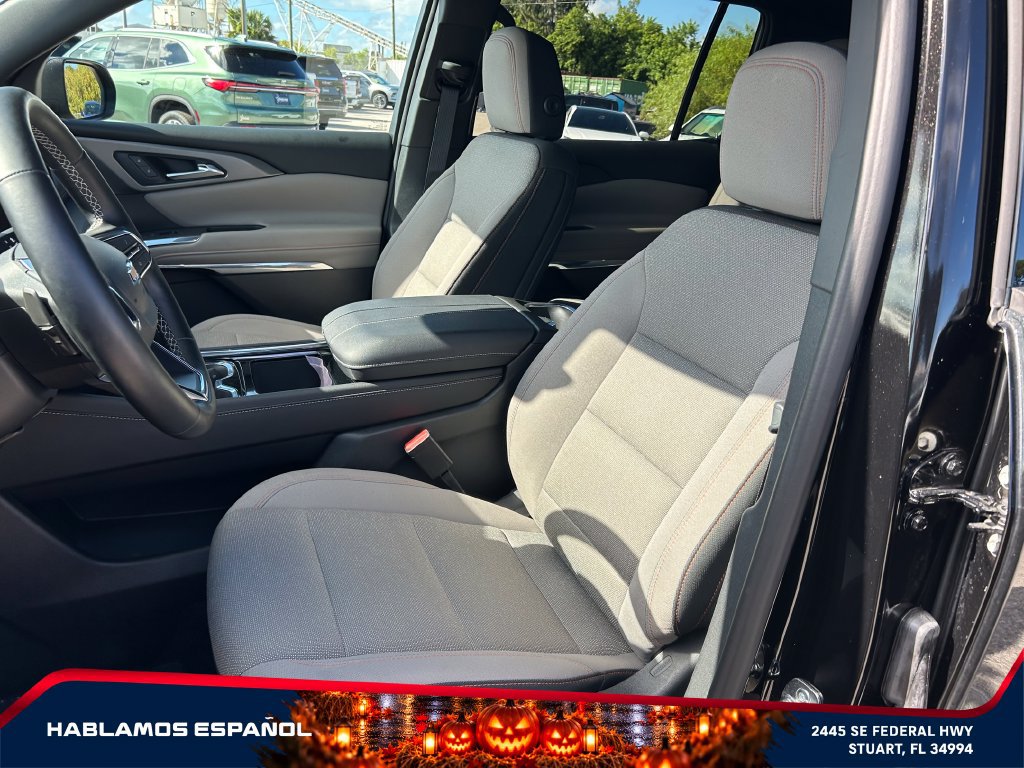 Used 2026 Chevrolet Traverse LT w/ Driver Confidence Package FWD image 14