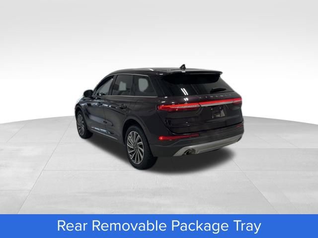 Used 2023 Lincoln Corsair Reserve w/ Equipment Group 201A image 5