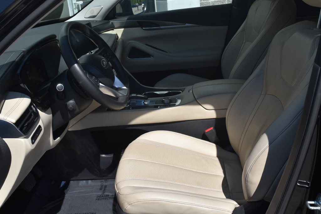 Used 2023 INFINITI QX60 Luxe w/ Vision Package AWD/4WD image 7