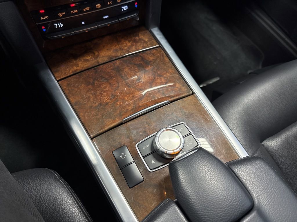 Used 2014 Mercedes-Benz E 350 4MATIC Sedan image 21