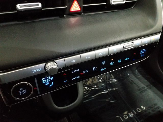 Certified 2023 Hyundai Ioniq 5 SE image 8