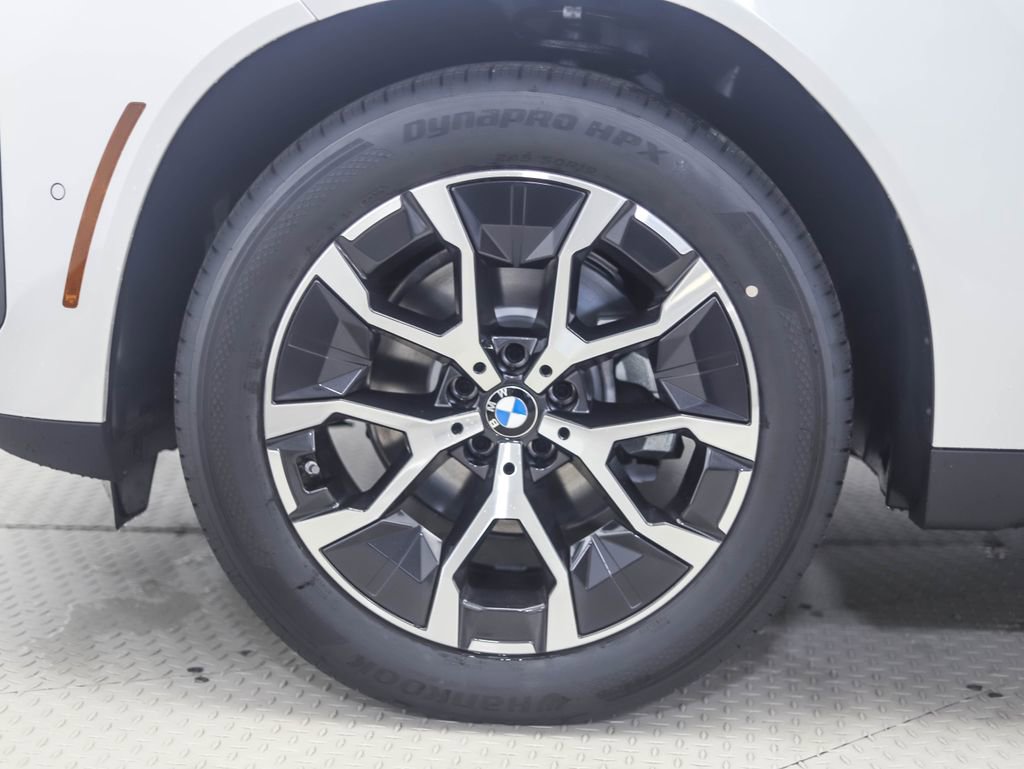 New 2026 BMW X3 xDrive30 w/ Convenience Package image 2