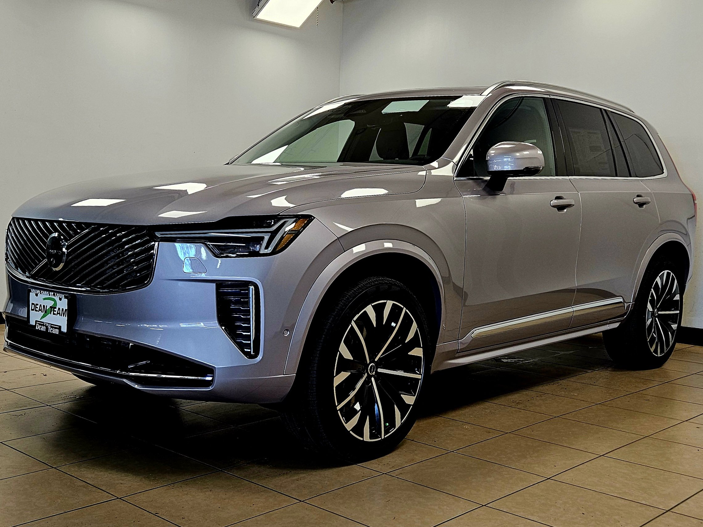 New 2026 Volvo XC90 B5 Plus image 4
