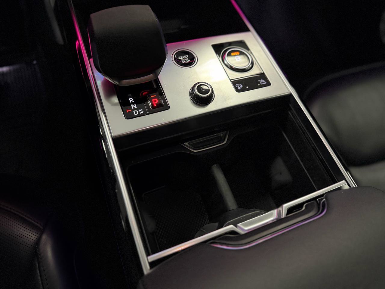 Used 2023 Land Rover Range Rover Long Wheelbase Autobiography image 30