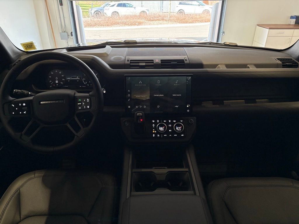 New 2026 Land Rover Defender 110 X-Dynamic SE AWD/4WD image 21