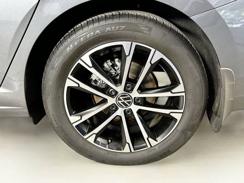 Used 2024 Volkswagen Jetta Sport FWD image 8