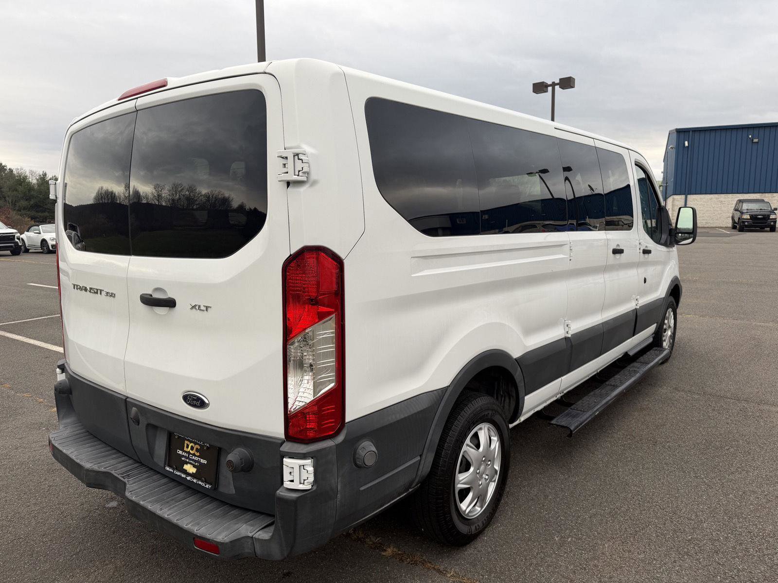 Used 2015 Ford Transit 350 XLT image 8