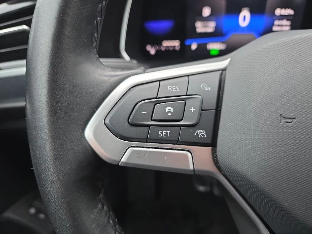 Used 2023 Volkswagen Jetta SE FWD image 18