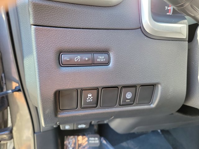 Used 2022 Nissan Murano SV AWD/4WD image 23