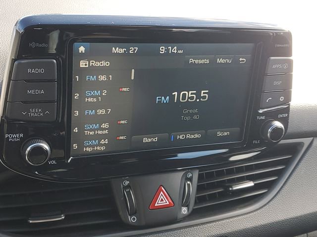 Used 2018 Hyundai Elantra GT image 25