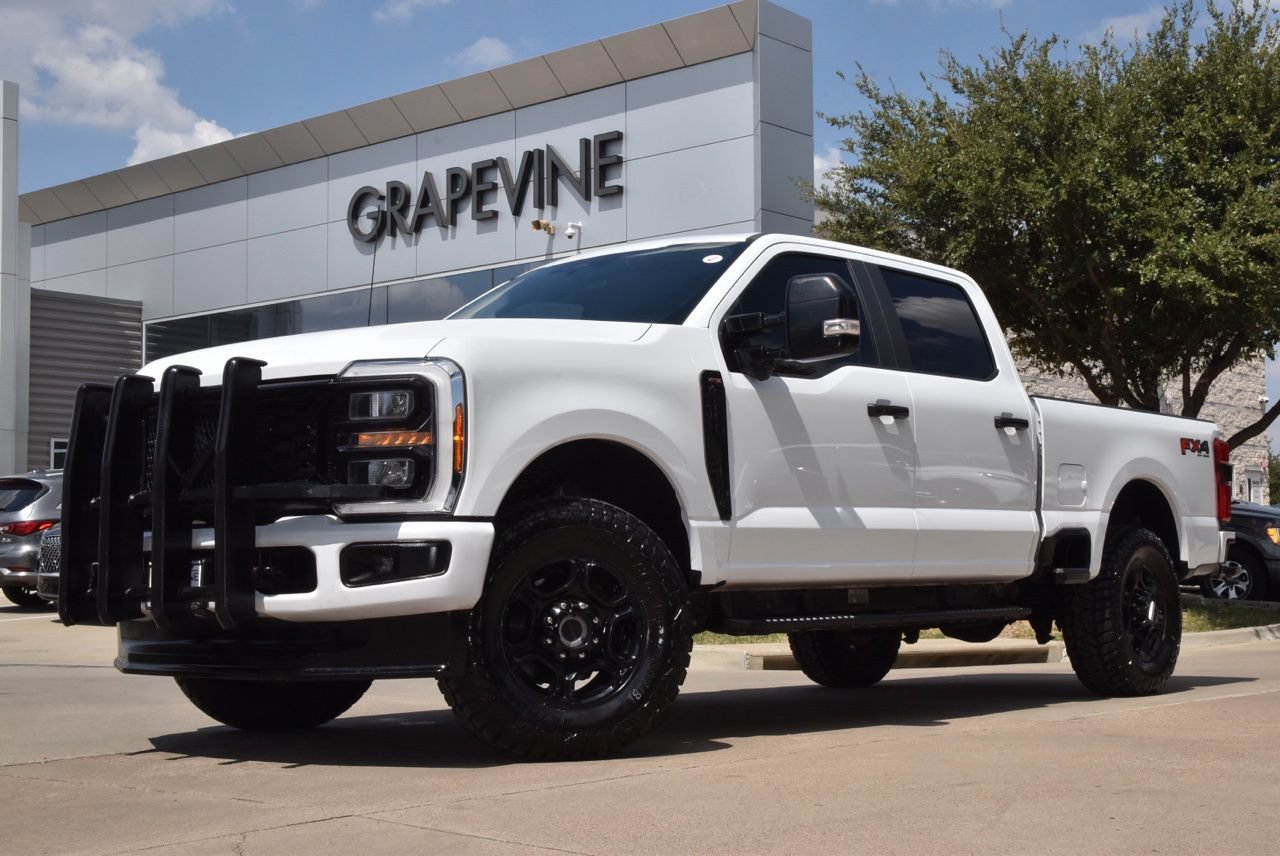 Used 2023 Ford F250 XL w/ STX Appearance Package AWD/4WD image 2