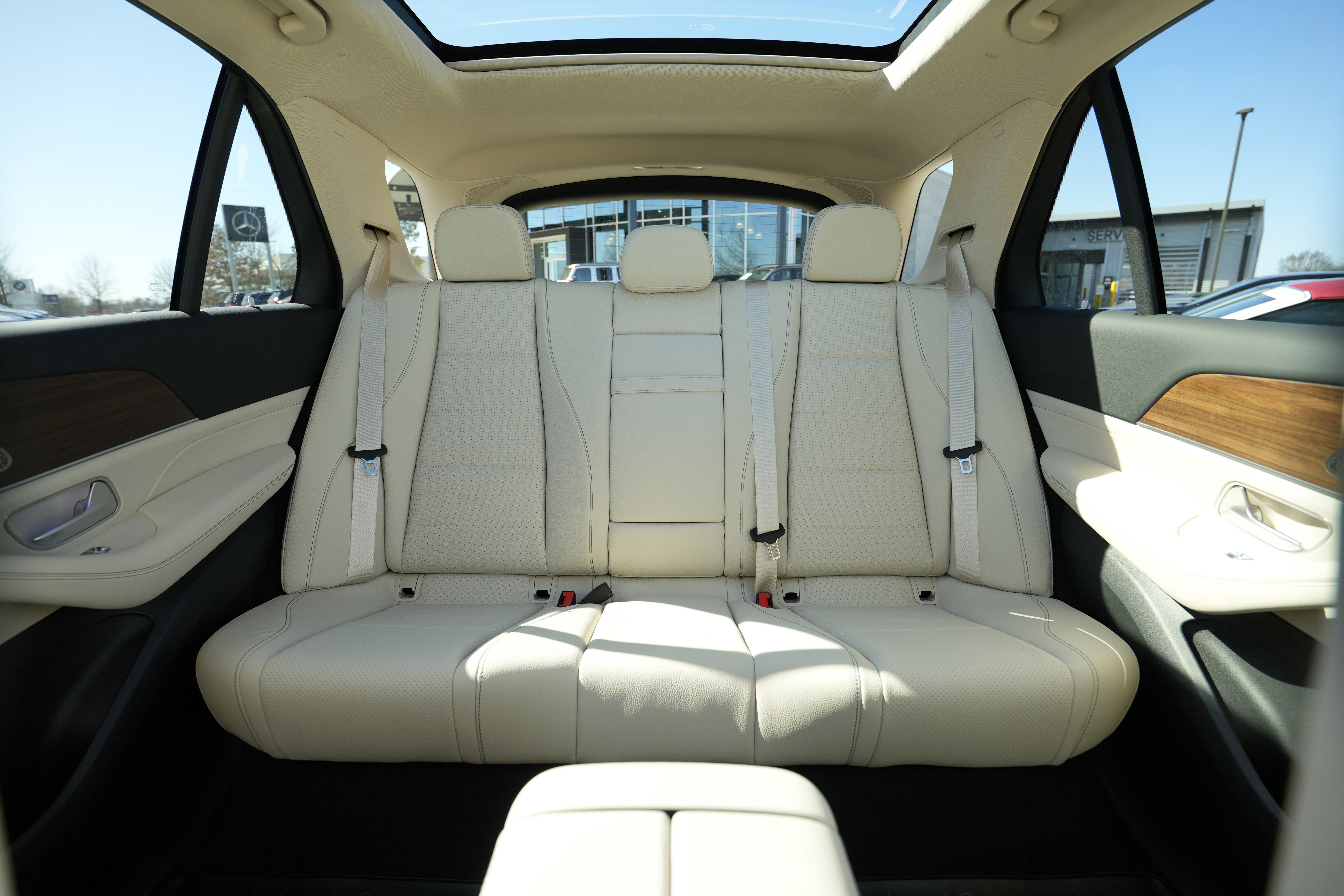 New 2026 Mercedes-Benz GLE 450 4MATIC image 33