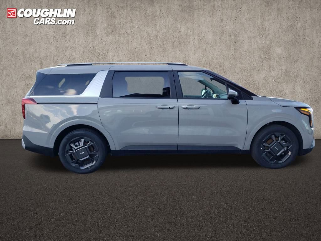 New 2026 Kia Carnival EX FWD image 10