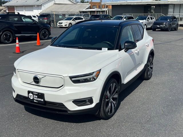 Used 2021 Volvo XC40 P8 Recharge w/ Advanced Package image 5