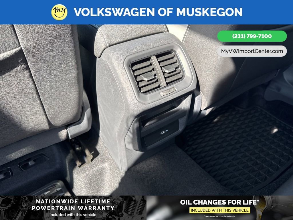 New 2025 Volkswagen Taos SE image 25