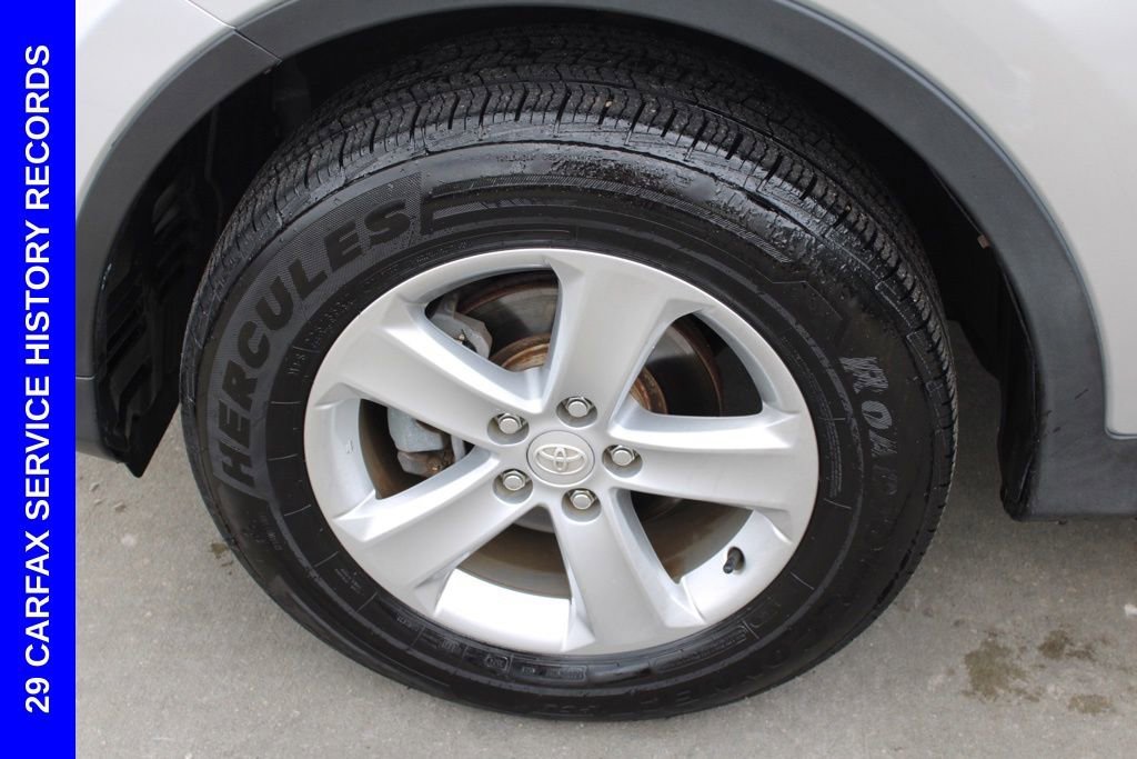 Used 2014 Toyota RAV4 XLE FWD image 11