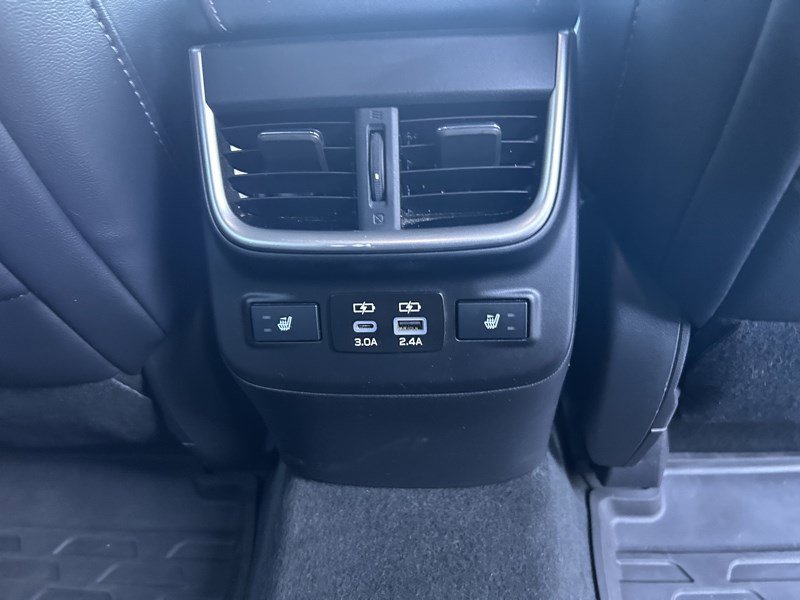 Used 2023 Subaru Outback Limited image 10