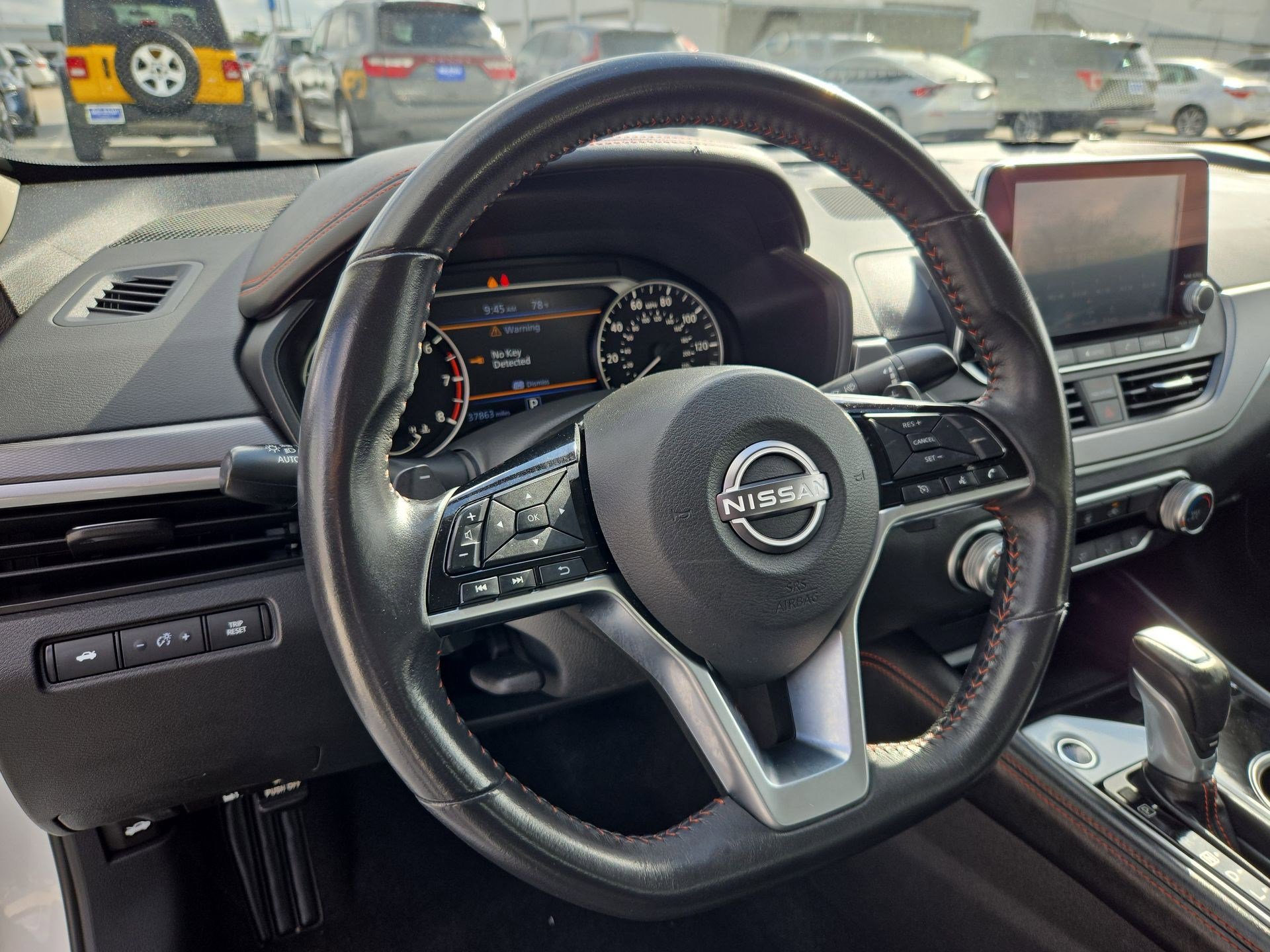 Used 2025 Nissan Altima 2.5 SR image 16