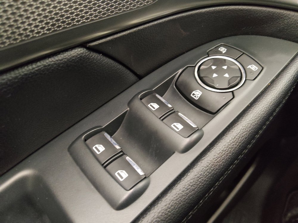 Used 2018 Ford Explorer XLT w/ Equipment Group 202A AWD/4WD image 27