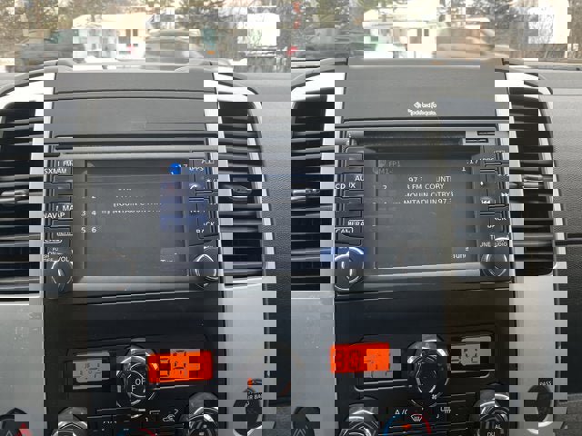 Used 2017 Nissan Frontier PRO-4X w/ Pro-4x Luxury Package image 23