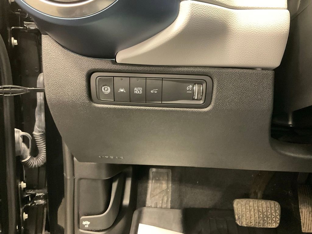 Used 2025 Chevrolet Equinox EV LT w/ Convenience Package II AWD/4WD image 15