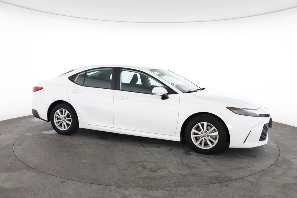 Used 2025 Toyota Camry LE FWD image 15