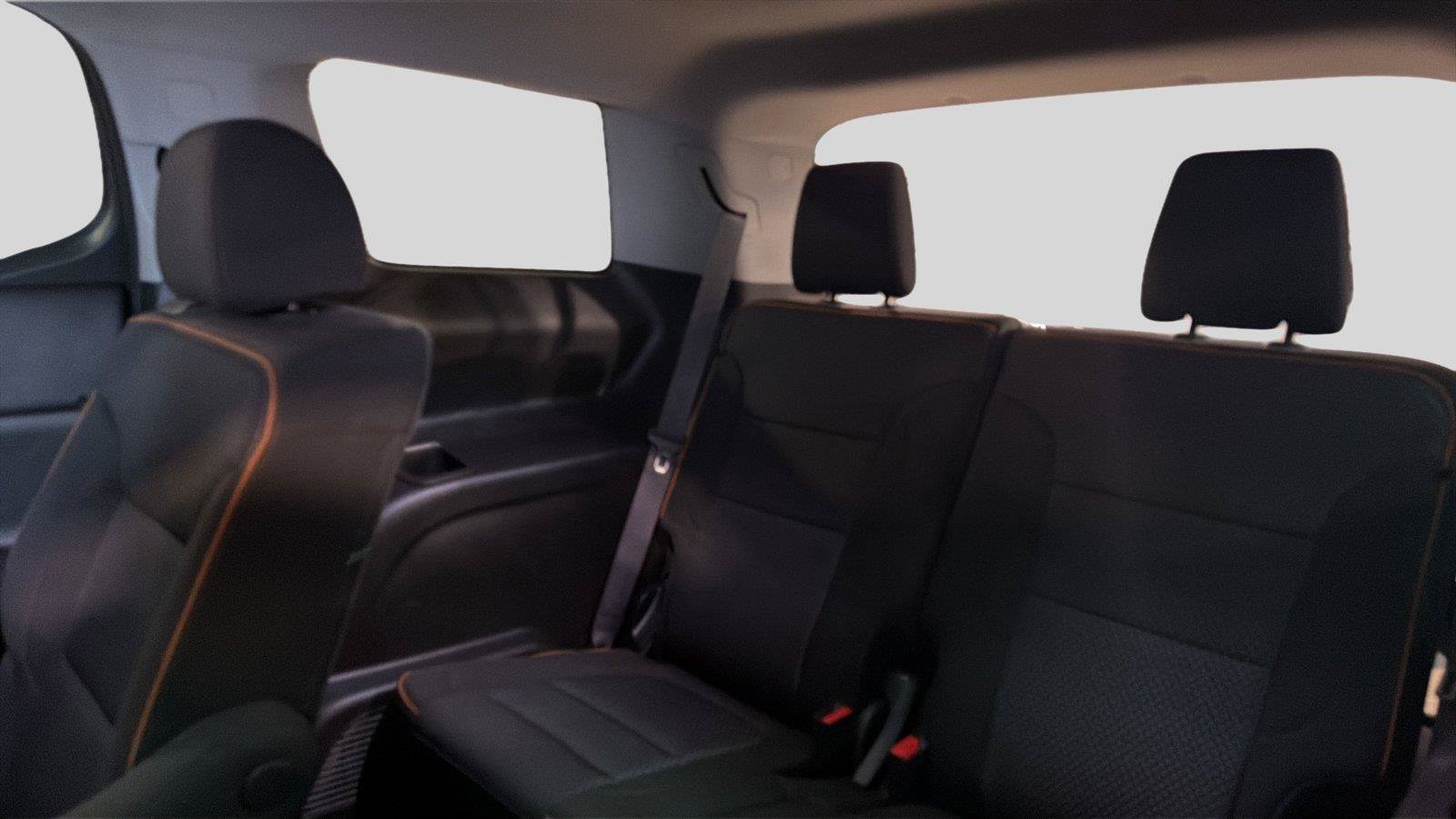 Used 2023 GMC Acadia AT4 w/ LPO, Floor Liner Package AWD/4WD image 16