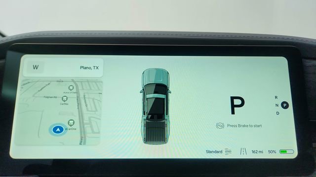 Used 2023 Rivian R1T Adventure image 36