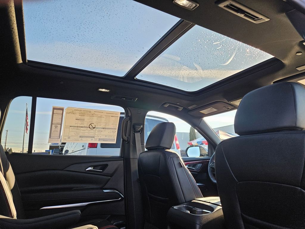 New 2026 Chevrolet Traverse RS image 37