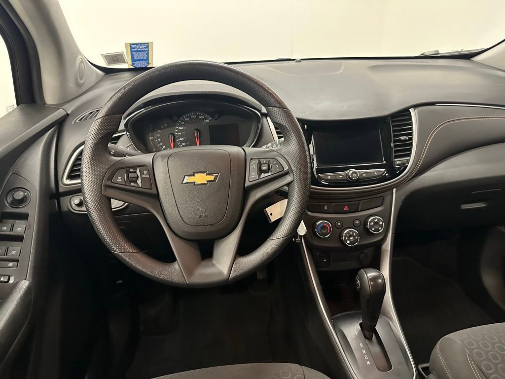 Certified 2022 Chevrolet Trax LS w/ Tint and Cruise Package image 30