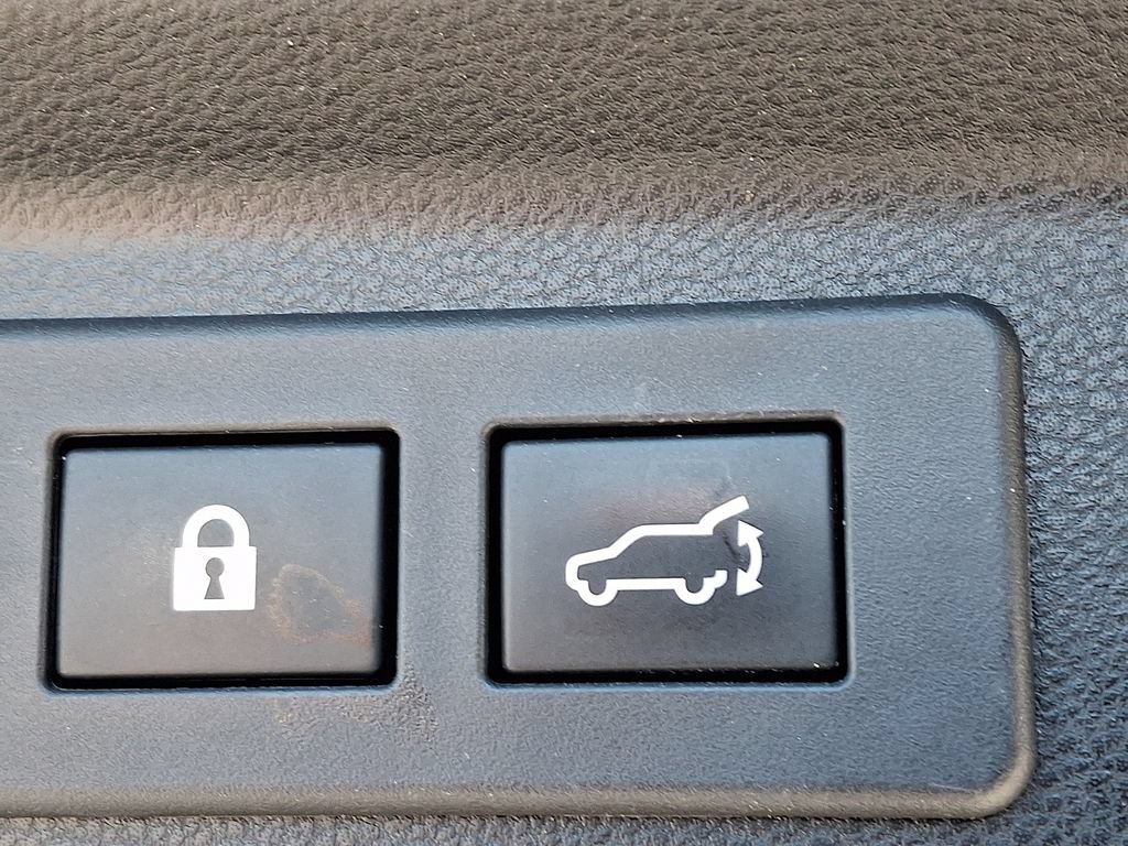 Used 2020 Subaru Forester Premium AWD/4WD image 30