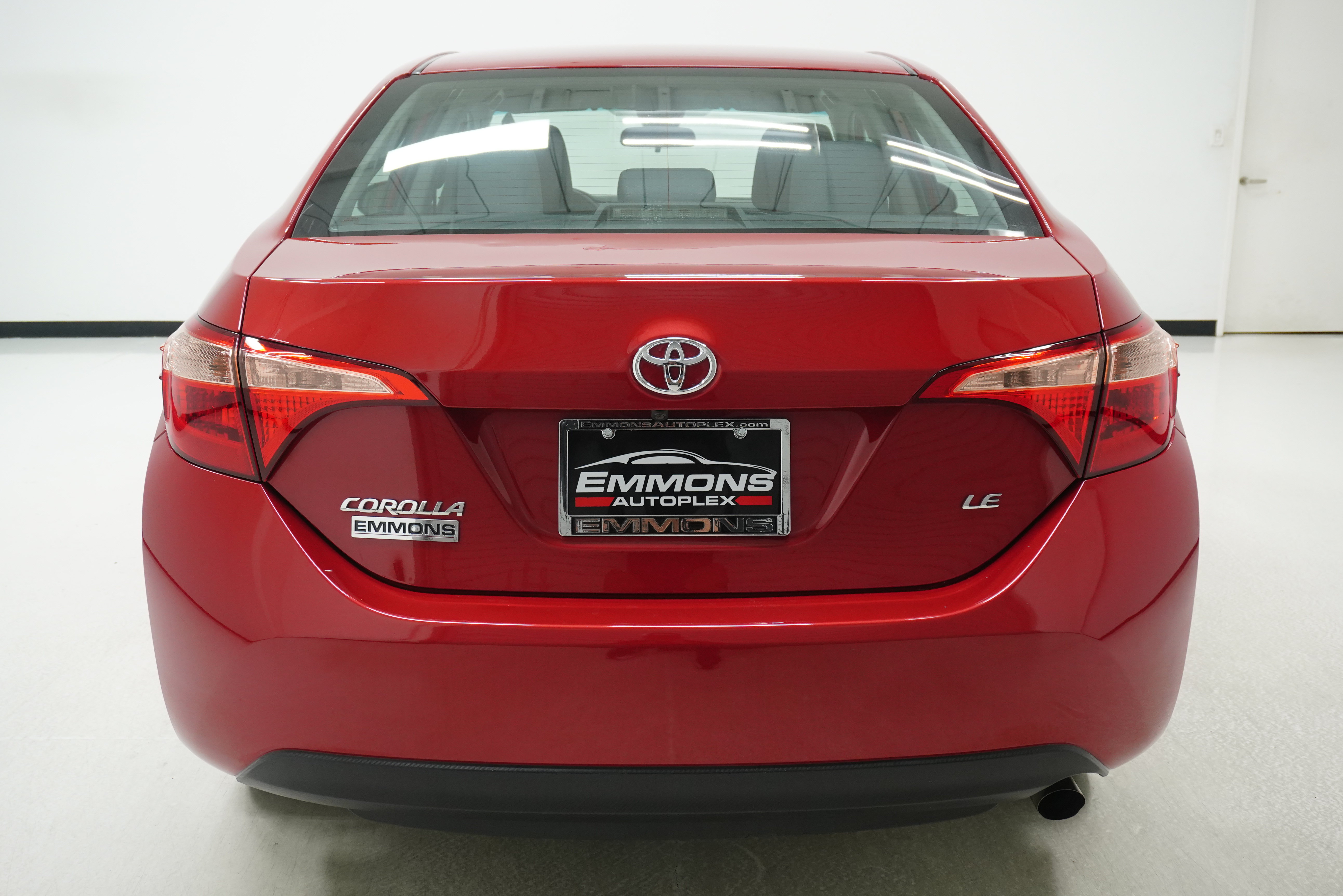 Used 2017 Toyota Corolla LE FWD image 5
