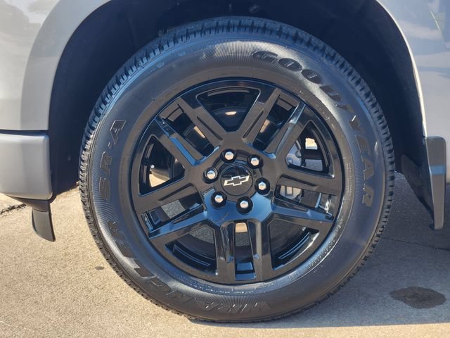 Used 2024 Chevrolet Silverado 1500 Custom w/ LPO, Dark Essentials Package RWD image 10