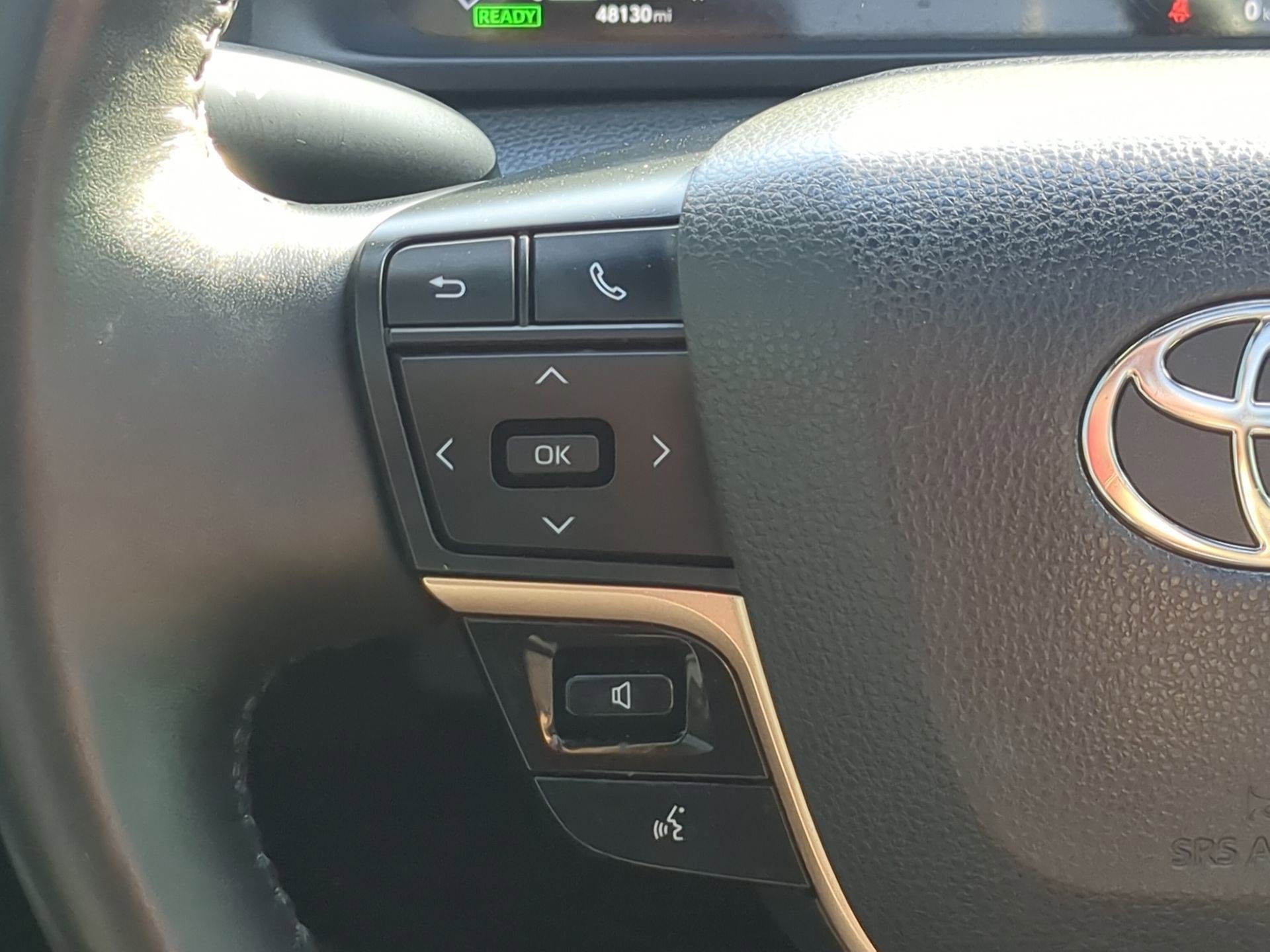 Used 2023 Toyota Crown Limited image 18