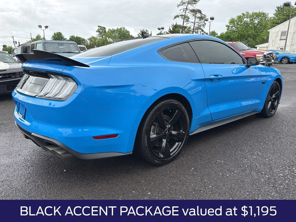 Used 2022 Ford Mustang GT Premium w/ Equipment Group 401A RWD image 4