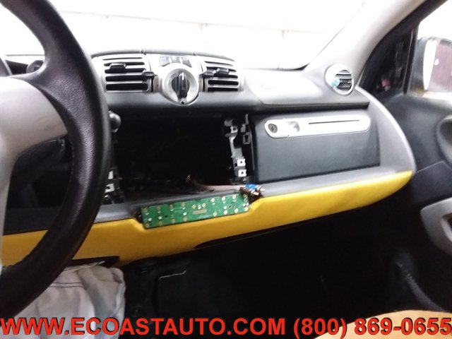 Used 2013 smart fortwo passion image 11