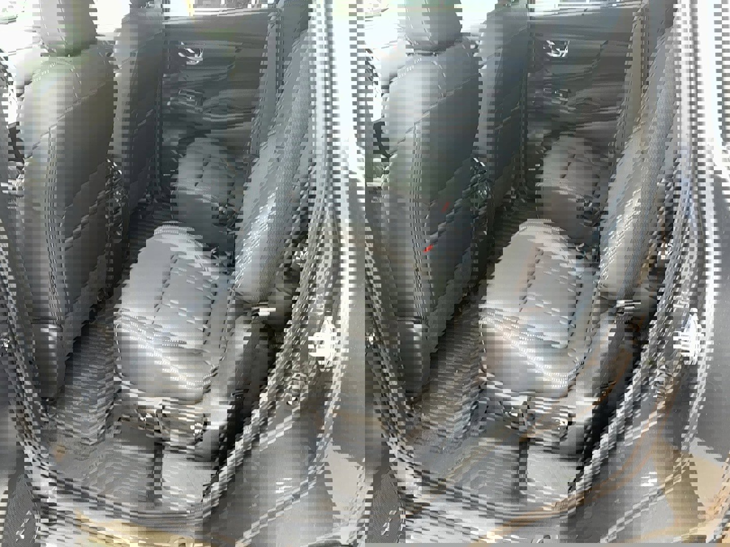 Certified 2025 Subaru Ascent Limited w/ Popular Package #2 image 11