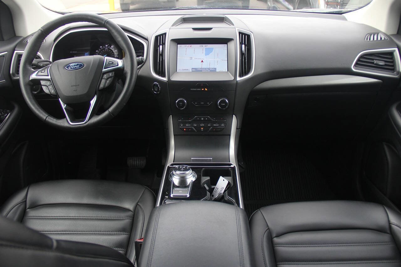 Used 2020 Ford Edge SEL w/ Convenience Package AWD/4WD image 17