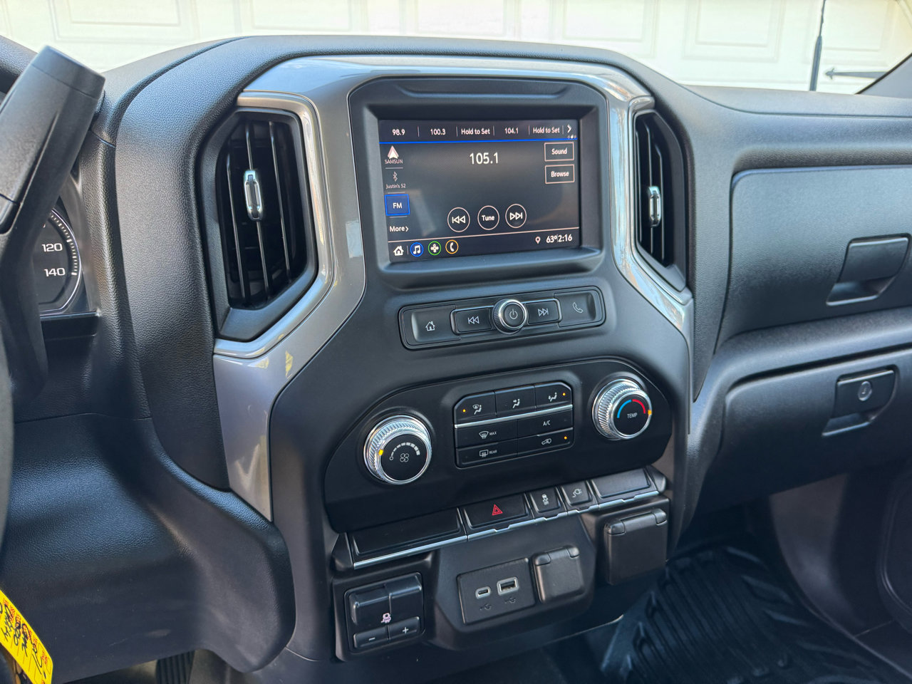 Used 2021 GMC Sierra 3500 4x4 Crew Cab w/ Convenience Package image 16