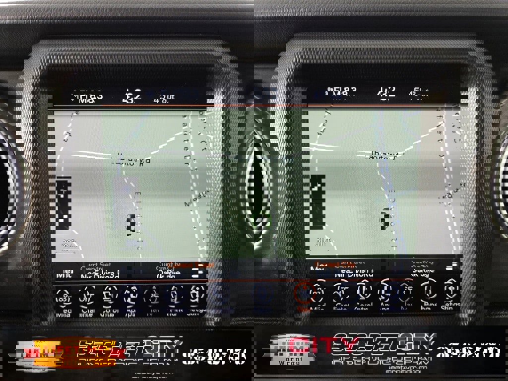 Used 2023 Jeep Wrangler Sahara image 22