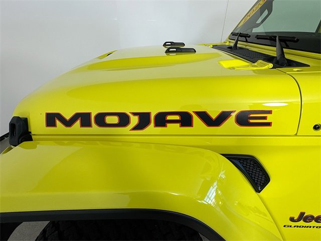 Used 2023 Jeep Gladiator Mojave w/ Cold Weather Group image 36