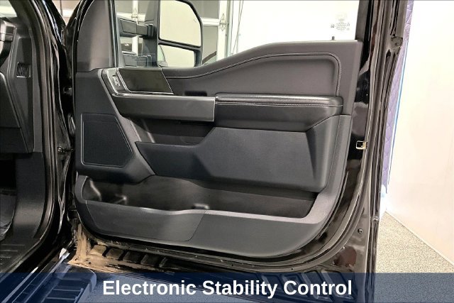 Used 2022 Ford F150 XLT w/ Equipment Group 302A High AWD/4WD image 38