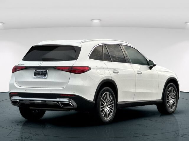 Used 2026 Mercedes-Benz GLC 300 image 6