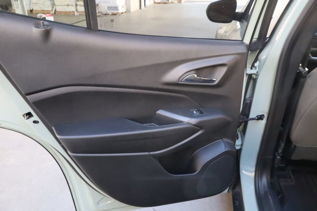 Used 2024 Chevrolet Trax ACTIV FWD image 32