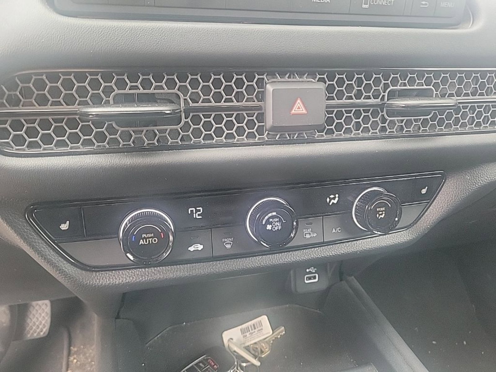 Certified 2023 Honda HR-V Sport image 29