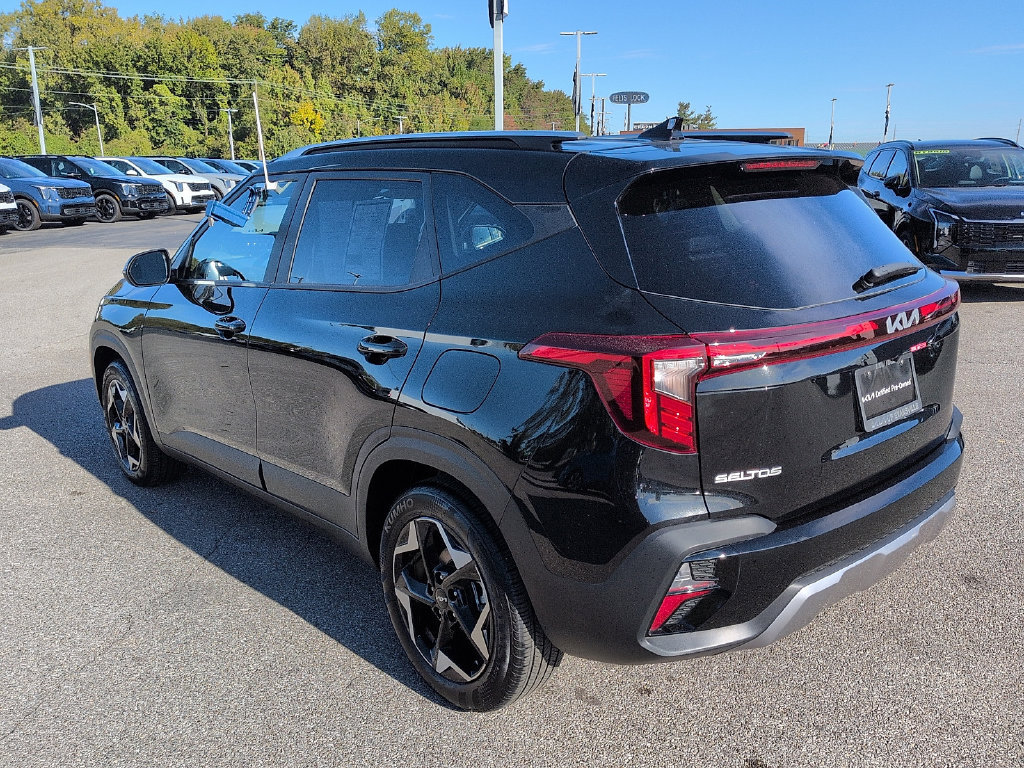 Used 2026 Kia Seltos S FWD image 5